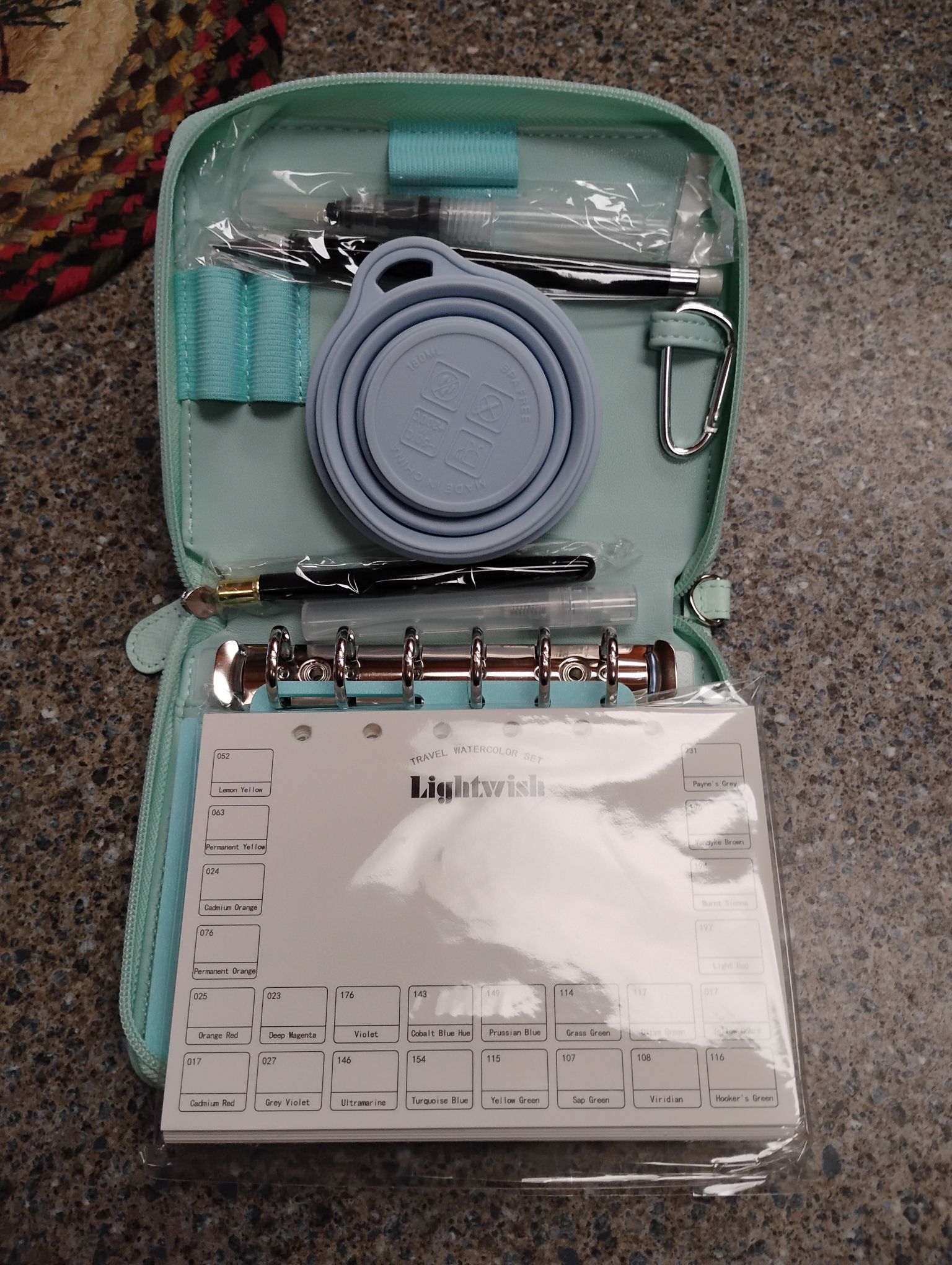 Lightwish Travel Watercolor Set Review